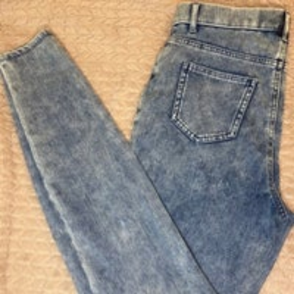 Indigo. Ren high waisted jeans